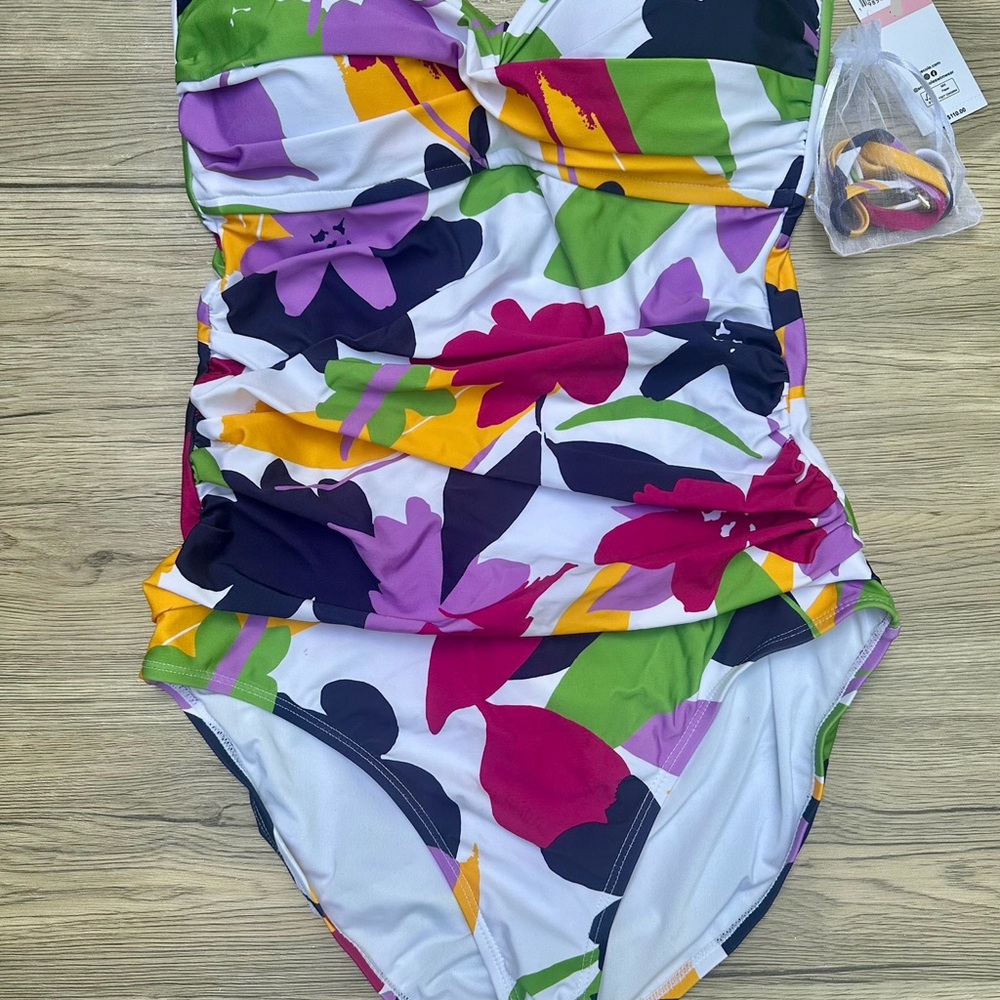 Colorful Anne Cole swimsuit NWT